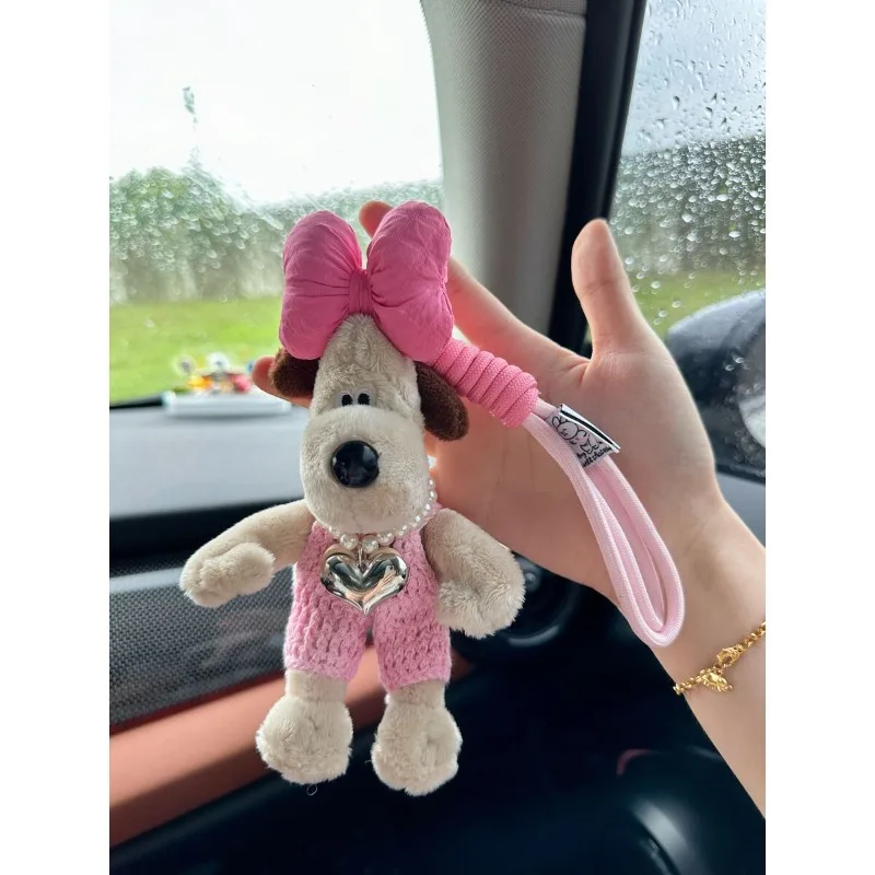 Gromit animation peripheral cartoon plush bow three-dimensional puppy school bag pendant car keychain as a gift for best friends