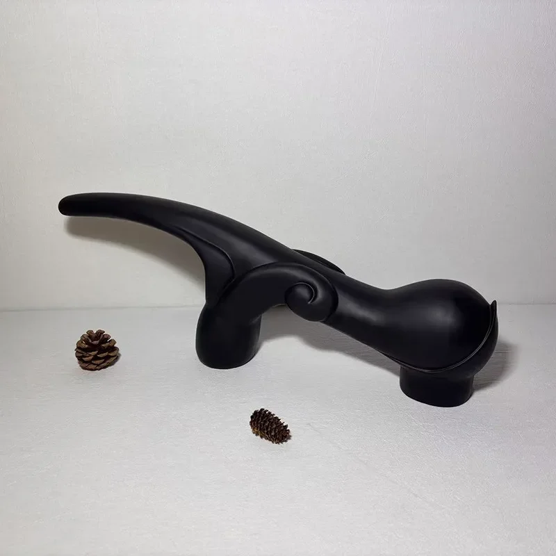 Resin Sculptures Abstract Animal Art Ornament Modern Minimalist Desktop Ornaments Living Room Simple Decoration Accessories