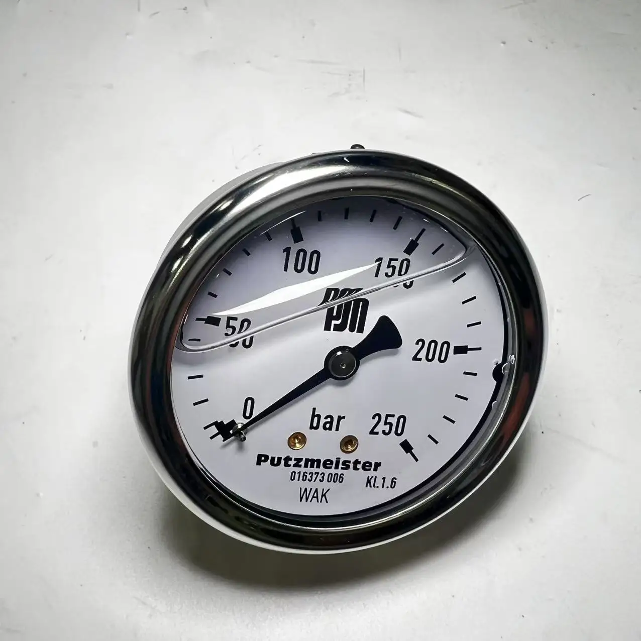 Source Factory  Putzmeister Concrete Pump Part Pressure Gauge 250bar Model 016373006 for Sale