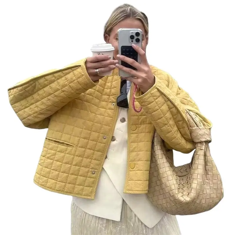 

Модные женские куртки-бомберы AUAU-Fashion подходят для свиданий, офиса, повседневной носки, путешествий, отпуска.