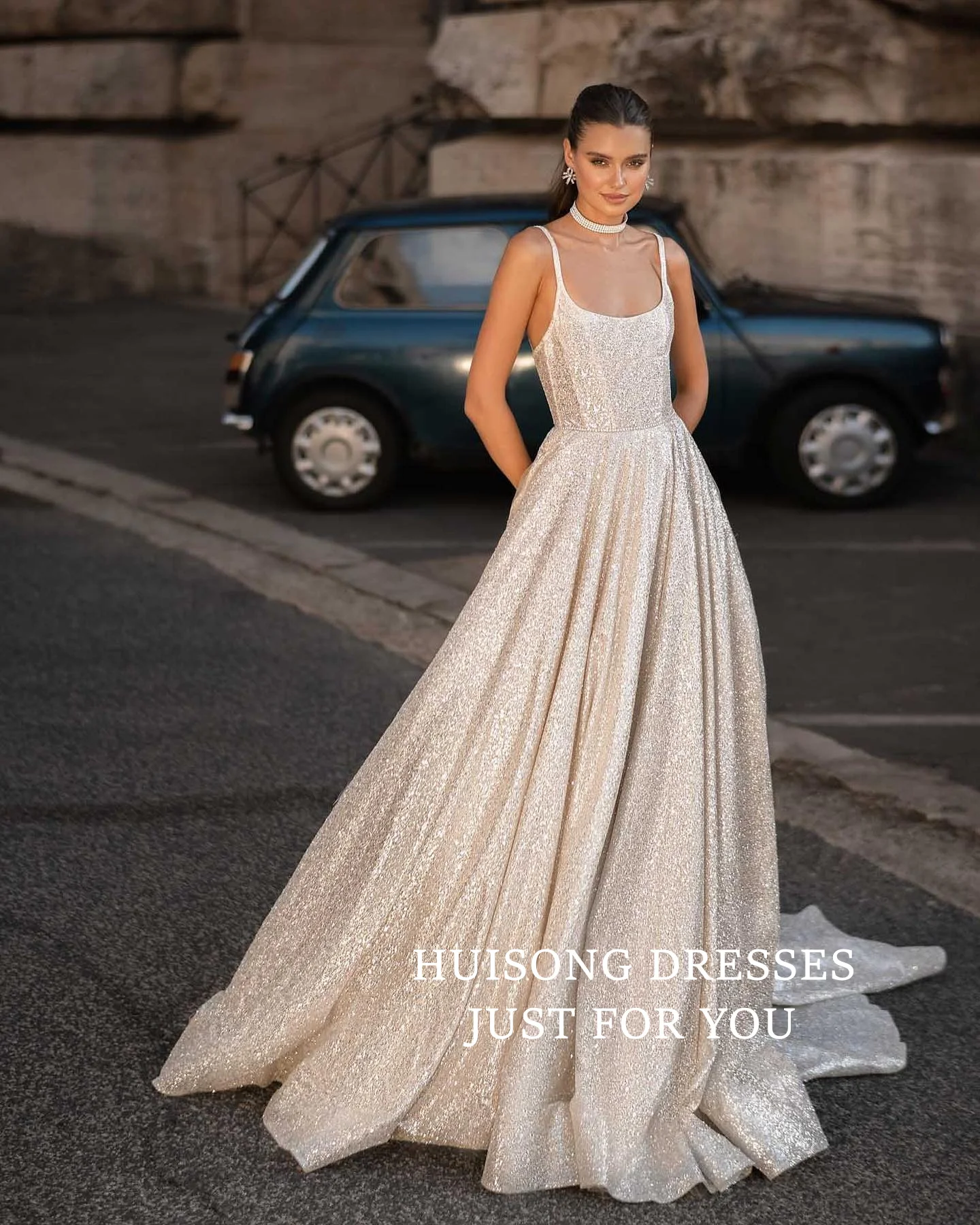 

HUISONG Customized свадебное пла Glitter Sequined Wedding Dresses Spaghetti Straps Sleeveless A-Line Beach Bridal Gown שמלת כלה