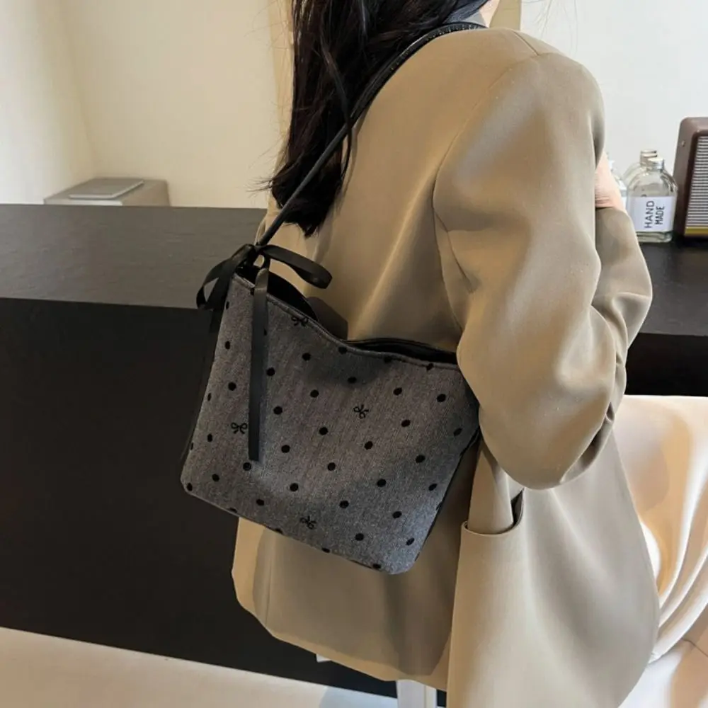 Simple Cloth Bowknot Shoulder Bag Wave Point Large Capacity Underarm Bucket Bag Y2K Solid Color Star Handbag Daily