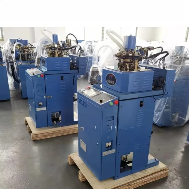 Industrial 4-inch ordinary looped sock manufacturing machine, fully computerized cotton sock knitting machine