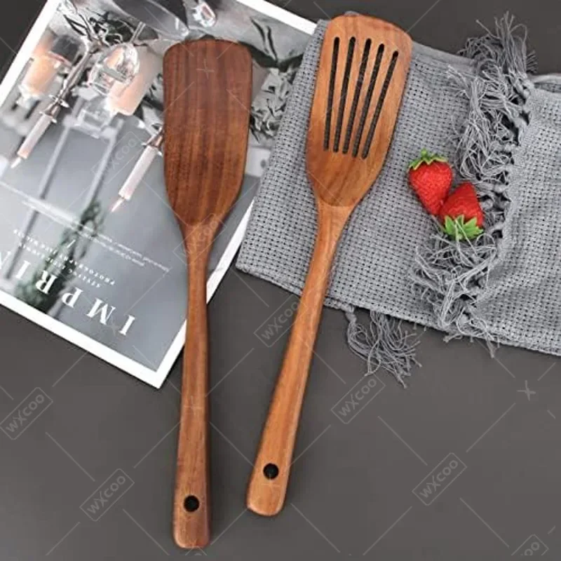 

2pcs Wood Spatulas Heat Resistant Kitchen Turner Spatulas Scraper Wooden Long Handle Spatulas Perfect for Cooking Utensils
