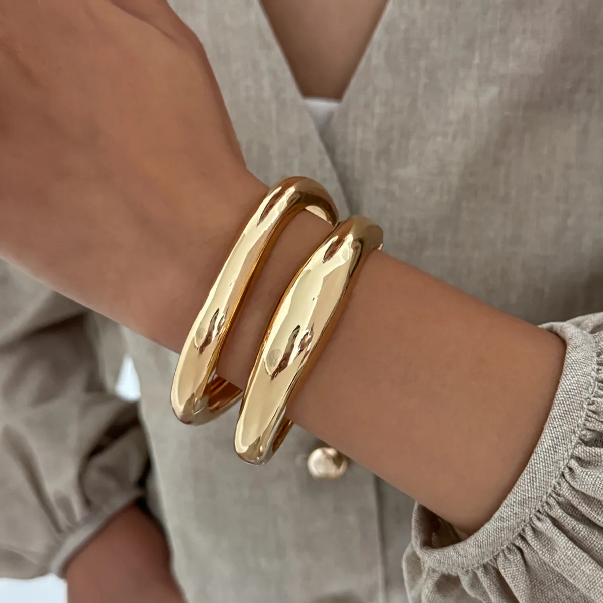 

SHIXIN Minimalist Irregular Smooth Metal Open Bangle for Women Hip Hop Geometric Gold Color Stacked Bracelet New Trendy Jewelry