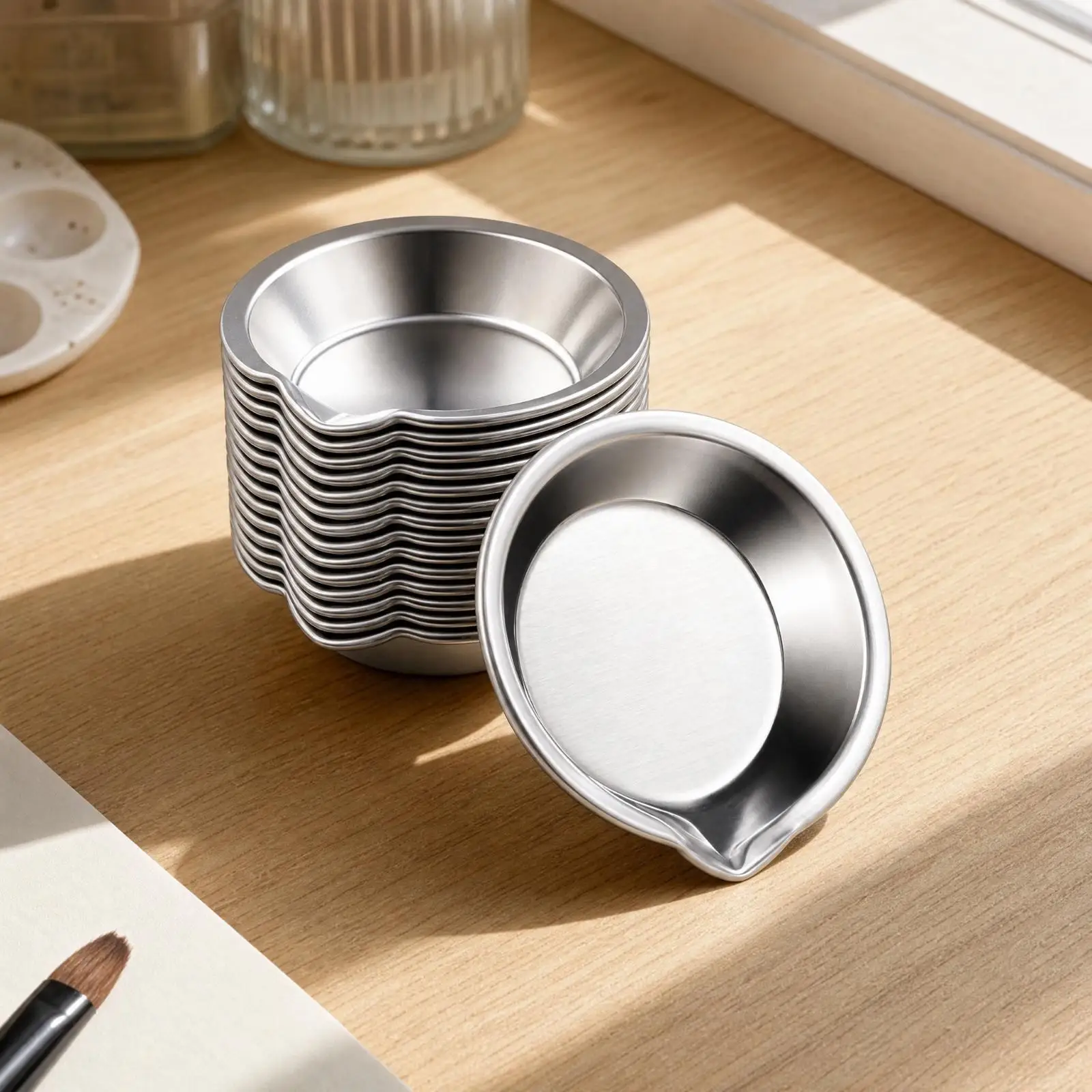 Hobby Paint Mixing Palette Stainless Steel Round Dish for Pigment Blending Reusable Metal Bowl with Pouring Edge for Artists