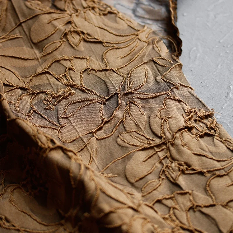 Rose Brown Pattern Three-dimensional Texture Jacquard Fabric High-end Dress Top Cut Into Han Clothing Designer Fabric