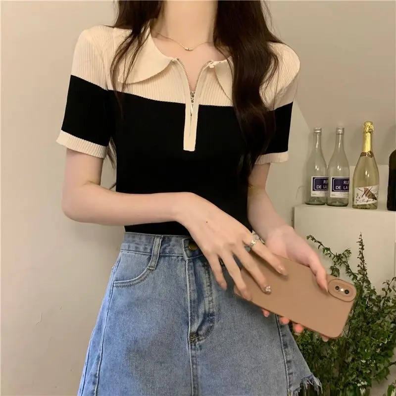 2025 Retro Polo Neck Short-sleeved T-shirt for Women in Summer New Slim and Versatile Slim Color-blocking Chic Knitted Top