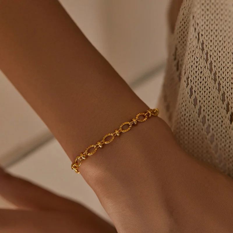 18K Gold-Plated Color-Preserving Geometric Oval Textured Bracelet for Women Fashion Simple OL Style Adjustable Bracelet Jewelry