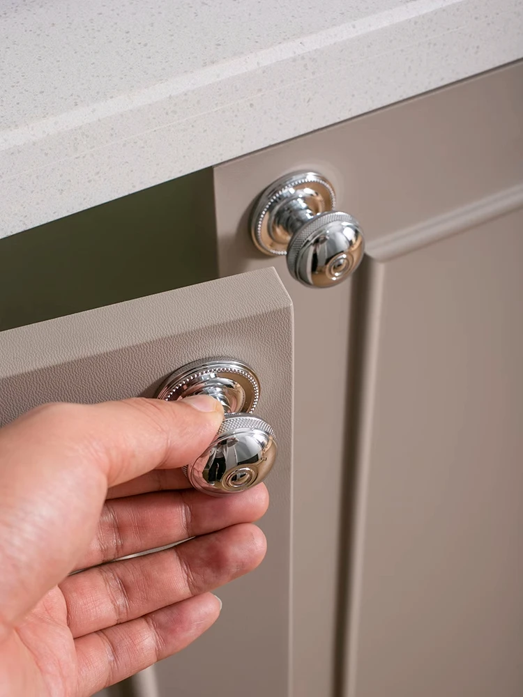 Tinyhob zilveren handvat met basis/goud massief messing knop voor lade trekt keukenkast handgrepen Europese stijl meubelbeslag - afbeelding 2