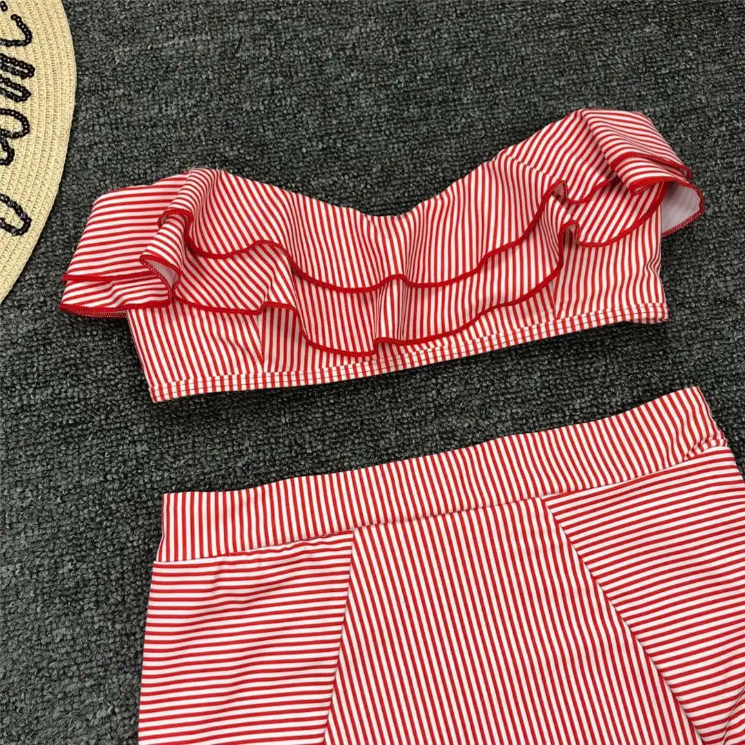 Gestreifter Bandeau-Bikini mit Rüschen, Damen-Badeanzug, hochtailliert, zweiteiliger Bikini, Badebekleidung, Badeanzug, Modell V1183. – Detail 26