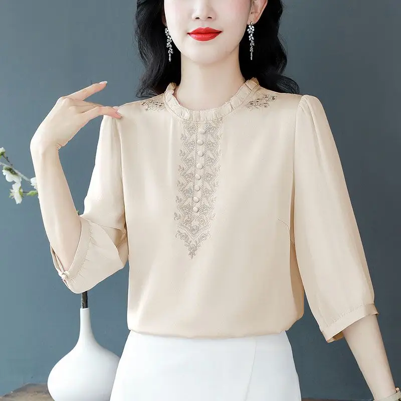 Spring Summer Chiffon Solid Color Flower Embroidery Pullover Lantern Half Sleeve T-shirt Loose Women\'s Clothing Office Lady Tops