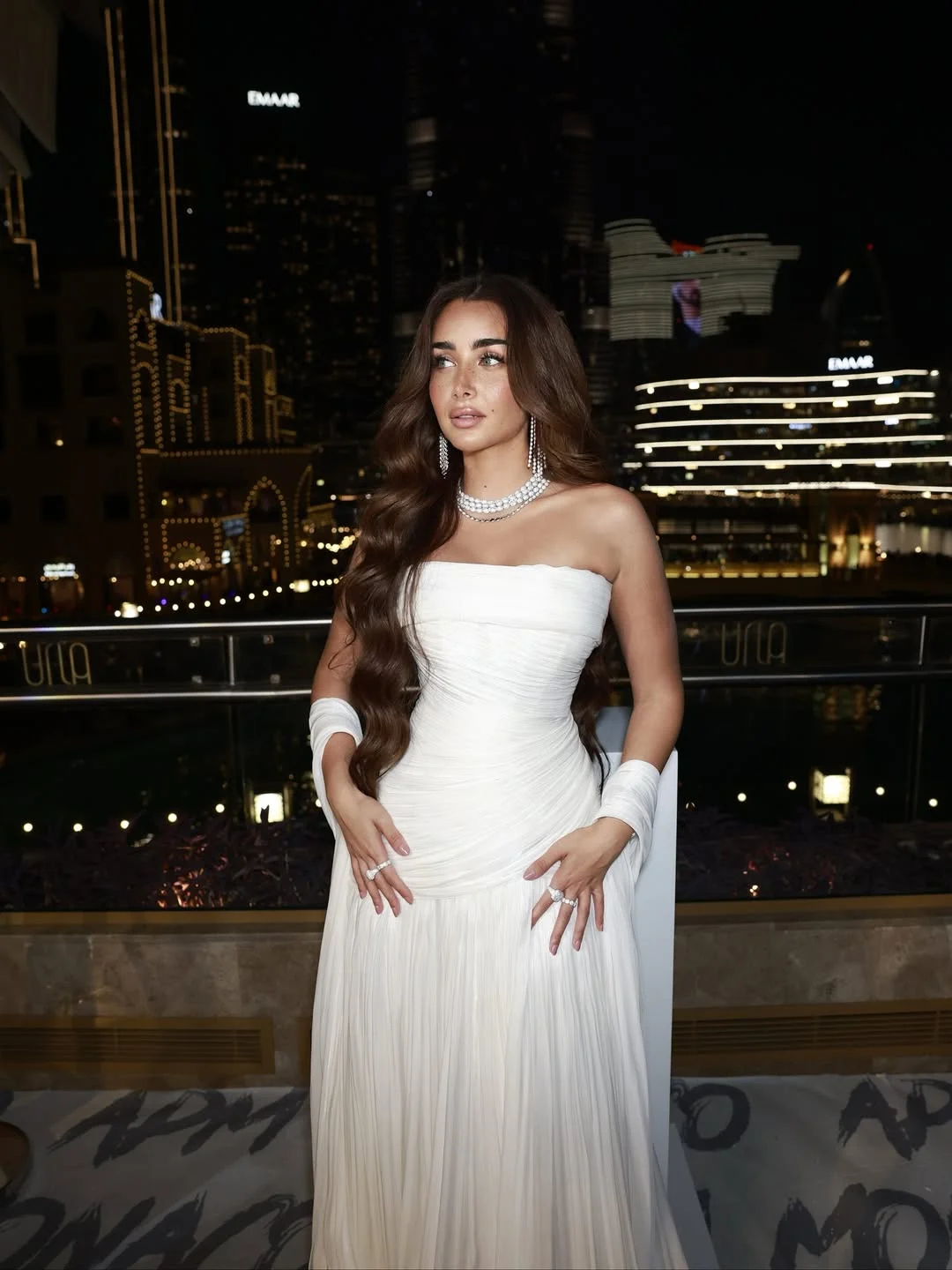 

AsaNagi Arabia Elegant Prom Dresses Strapless Women White Simply Draped Saudi Luxurious Evening فساتين سهرة