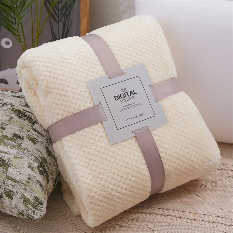 

Solid Color Lunch Break Throw Pet Blanket Pineapple Flannel Waffle Blanket Puppy Supplies