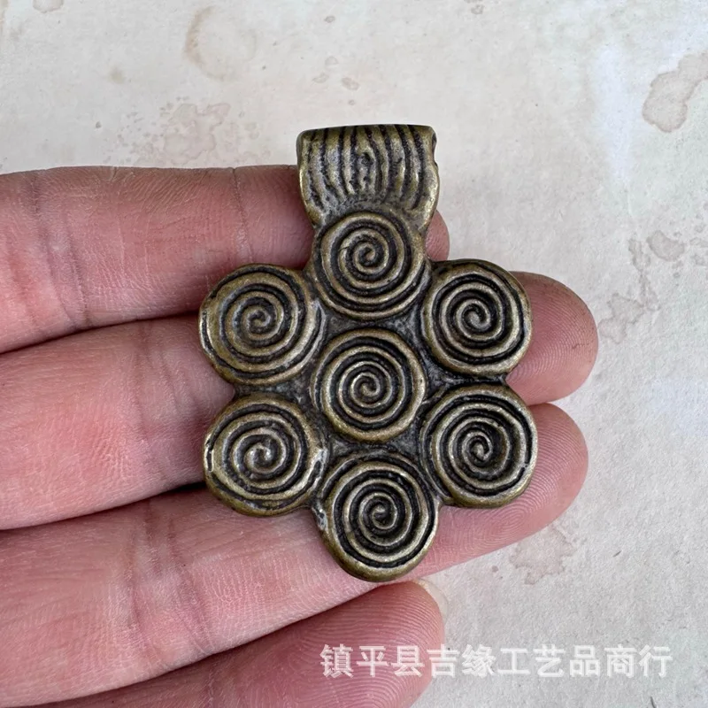 Tibetan-style brass pendant vintage necklace accessory