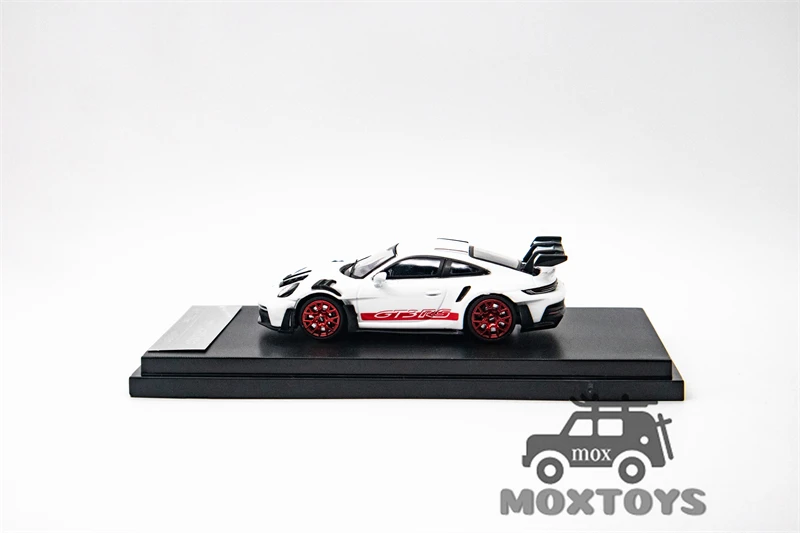 SW 1:64 992 GT3 Diecast Model Car