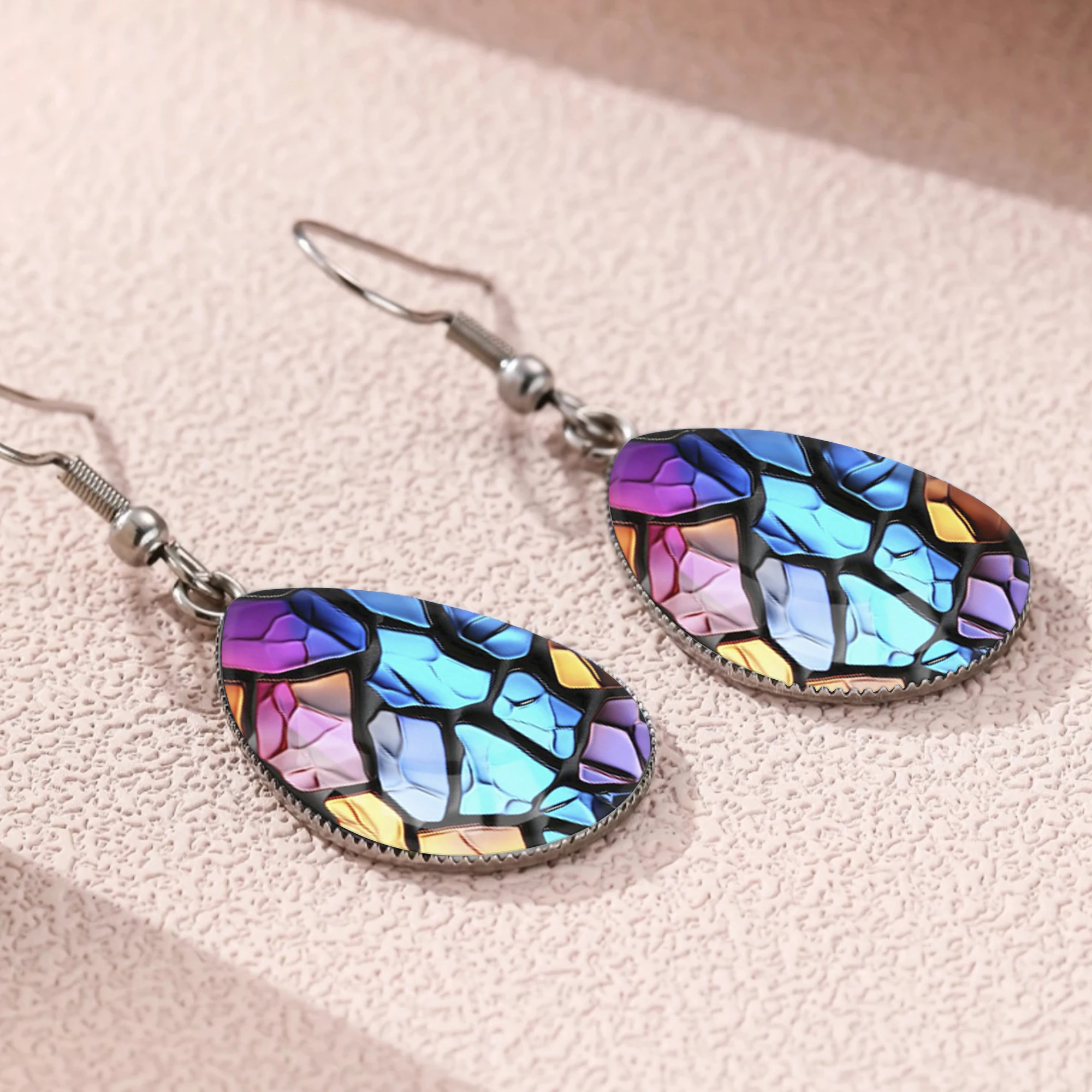 1 Pair of Colorful Cracked Glass Pieces Paired with Convex Glass and 316 Stainless Steel Teardrop Ear Hooks, Elegant and Classic Style Suitable for Women's Daily Wear, Gift-Giving, and Party Jewelry Earrings