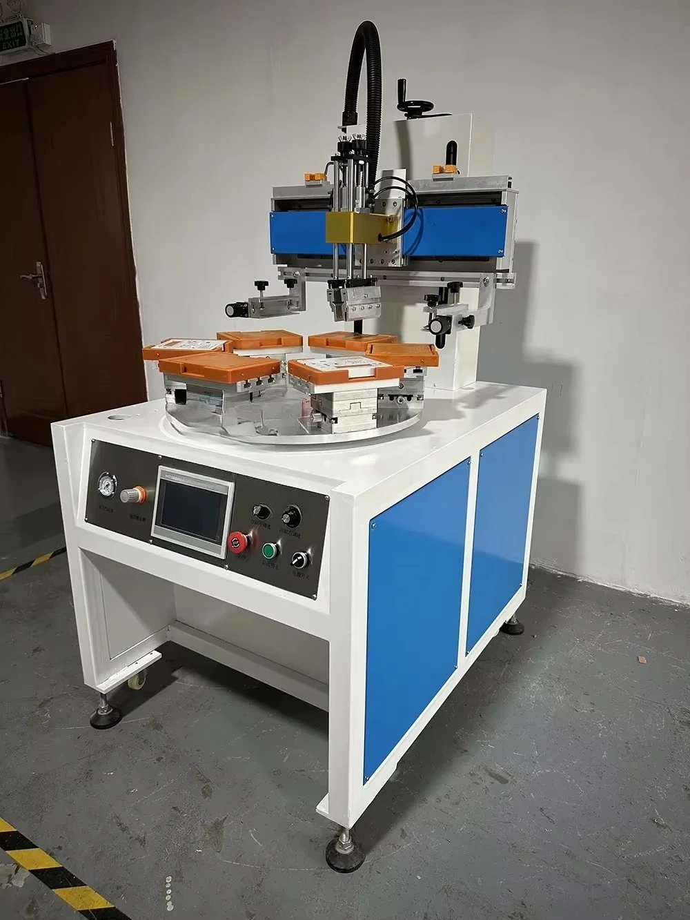 High-efficiency industrial flat screen printing machine PLC control system Automatic conveyor belt printing equipment