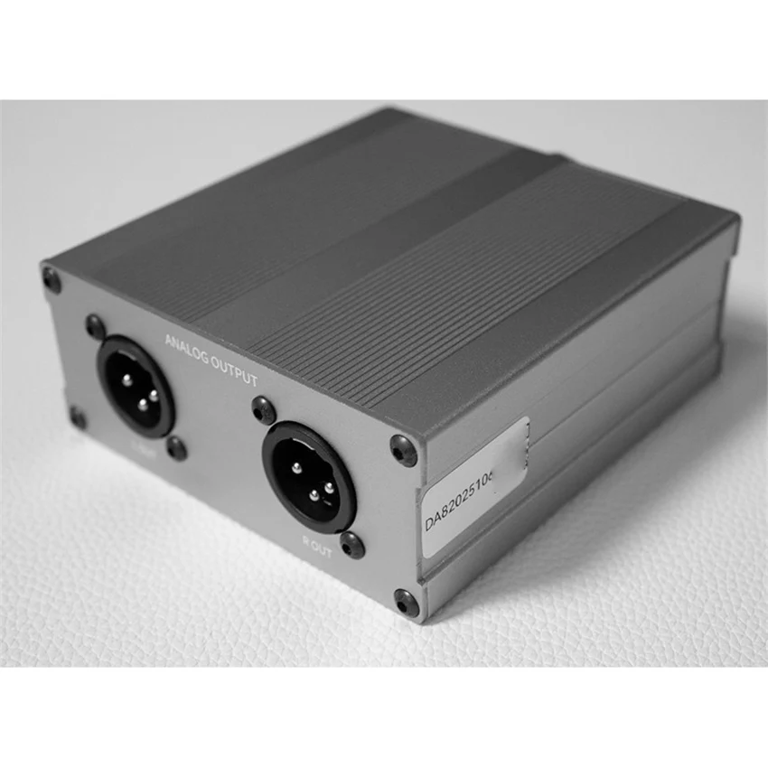 

AES Digital To Fully Balanced Analog Audio Converter With All Aluminum Casing For Automatic Recognition Of Sampling Rate