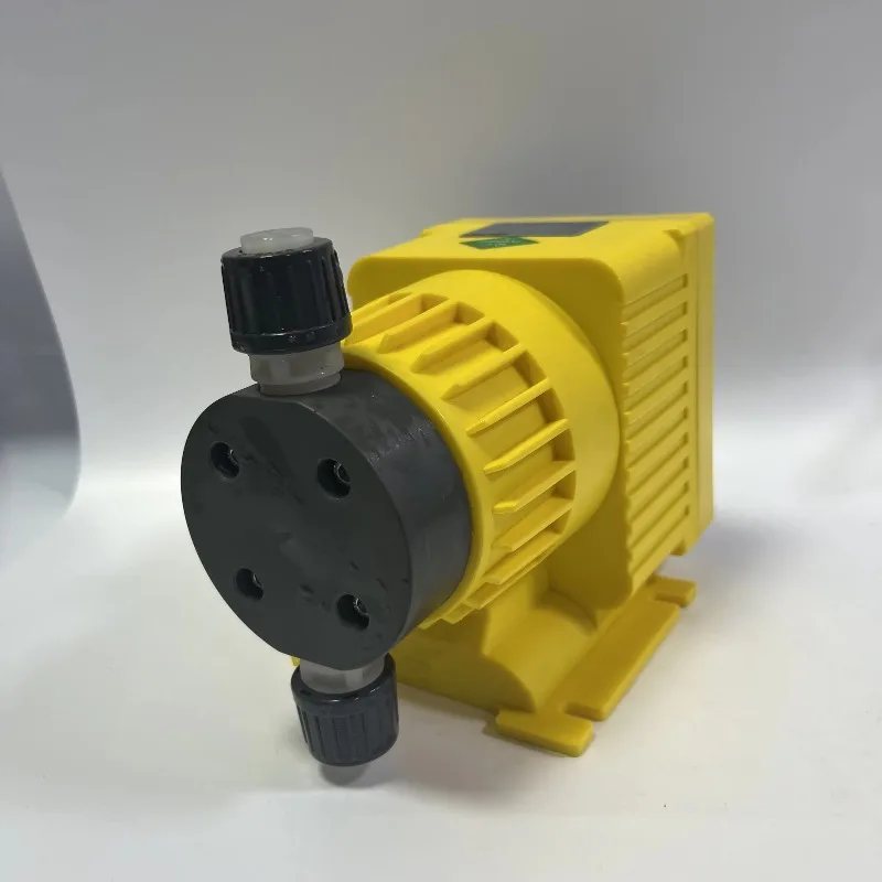 

Мембранный насос с предварительным сроком службы для очистки воды Настраиваемый дозирующий насос для химикатов OEM