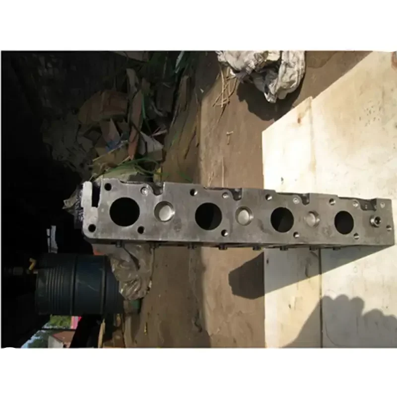 4LE1 Cylinder Head 8-97195251-6 For Isuzu Hitach Excavator