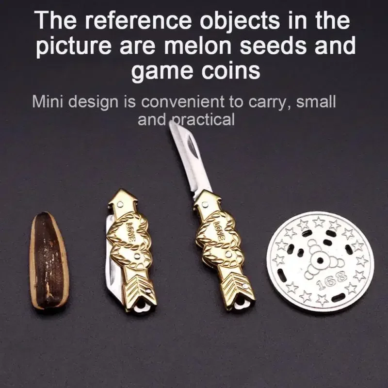 Mini coltello tascabile Portachiavi in ottone Ciondolo in acciaio inossidabile Mannaia Lama Taglierina Strumento esterno Coltello pieghevole portatile per aprire la scatola
