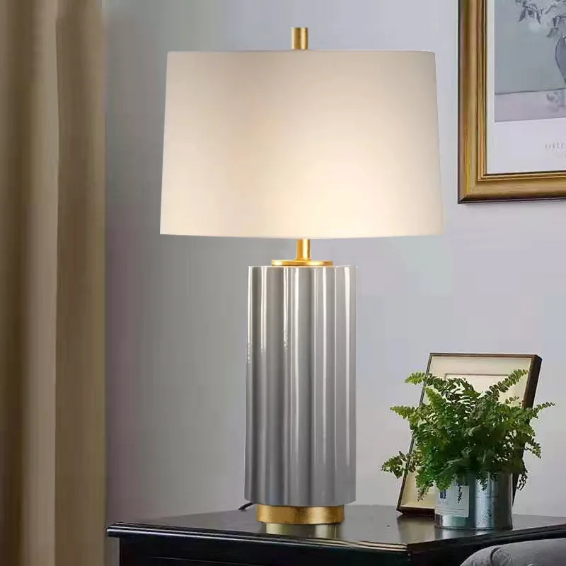 

American Designer Ceramic Lamp Bedroom Bedside Bedroom Fabric Table Lamp Model Room Decoration Modern Sofa Side Desk lamp