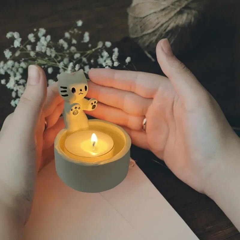 Cat Ceramic Candlestick Ornament Cartoon Cat Warm Claw Cute Lamp Holder Cat Enthusiast Choice Gift for Home Decor