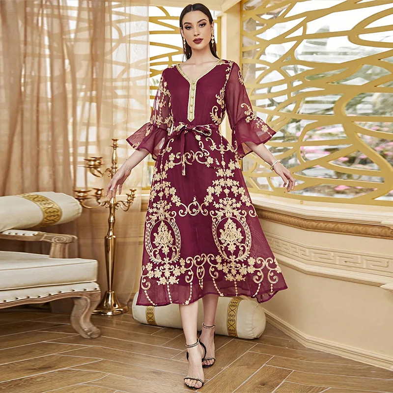

Middle East Women's Arabian Clothing Lace-up Dress Fashion Elegant Dress Simple Temperament Elegant Holiday Style High-end Banqu