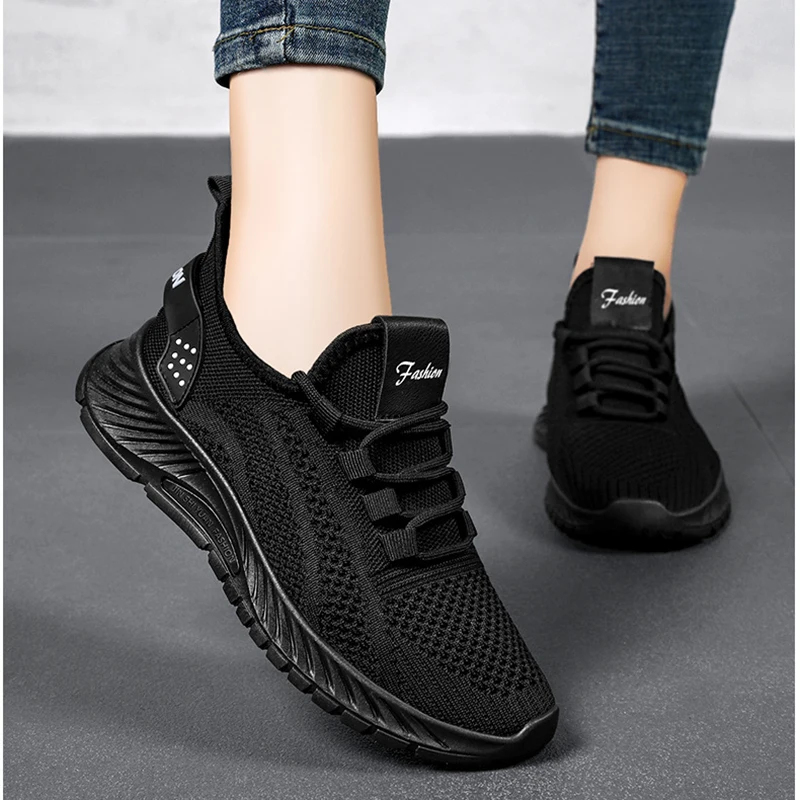 Zapatillas de correr transpirables para hombre y mujer, zapatos deportivos con ajuste de tensión, a la moda, para verano