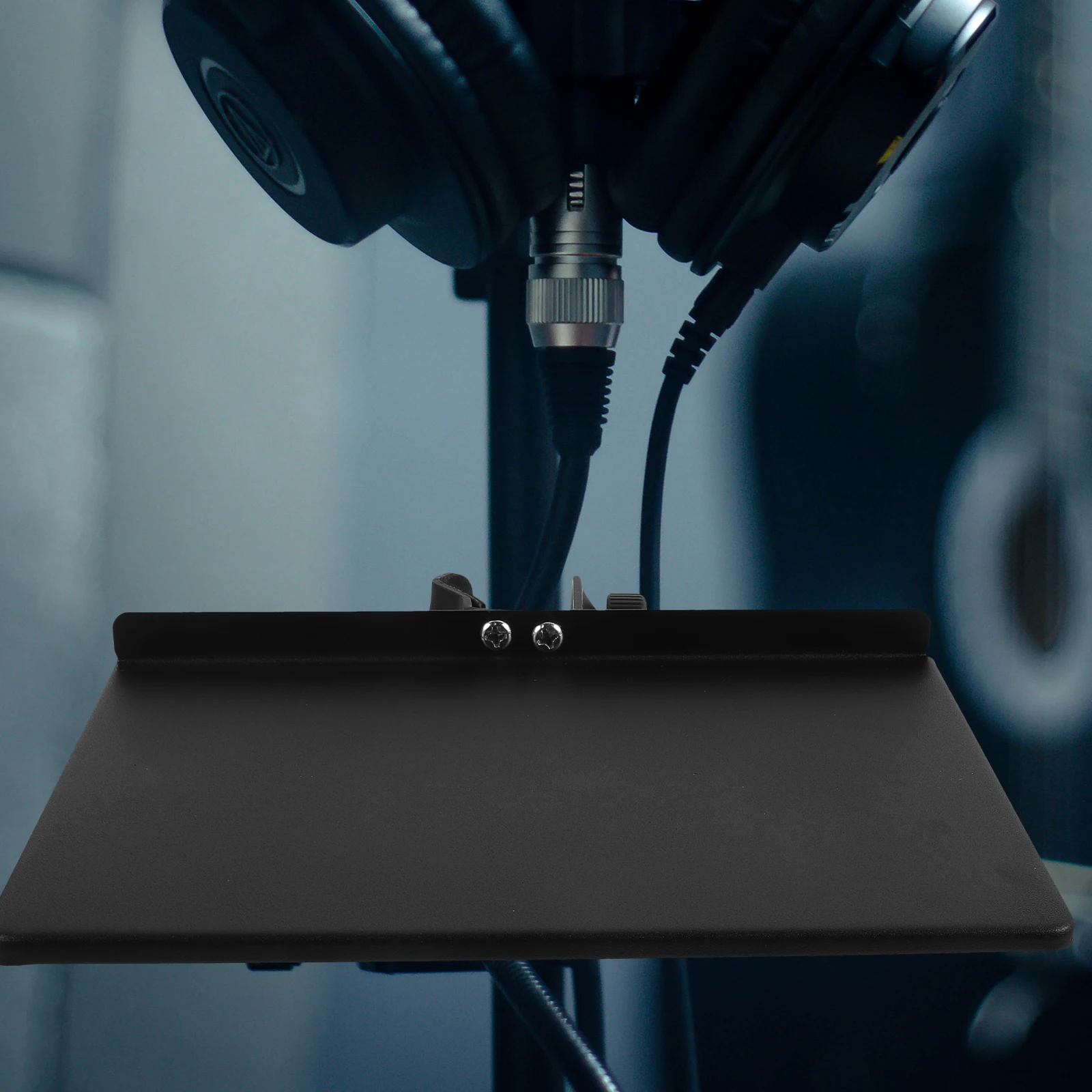 

Adjustable Clamp Sound Card Tray Multi Functional Abs Metal Mic Stand Holder For Live Streaming Ktv Outdoor Microphone Rack