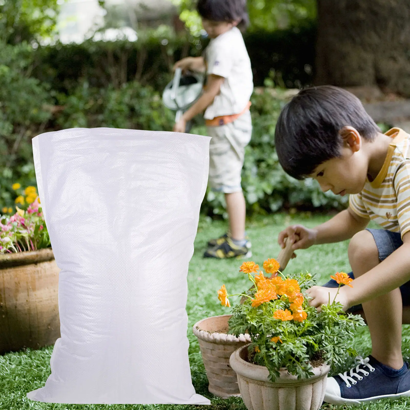 16Pcs Heavy-Duty PP Woven Sandbags for Flood Protection, Dustproof & Waterproof Barriers for Home, Garage, Outdoor Use