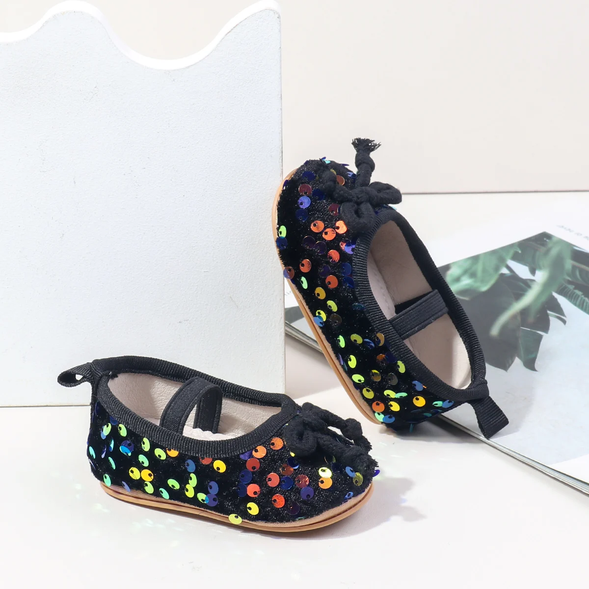 Spring And Autumn Baby Girls Princess First Walking Toddler Shoes With High Quality TPR Sole And Sequin Design For 0-18M Baby