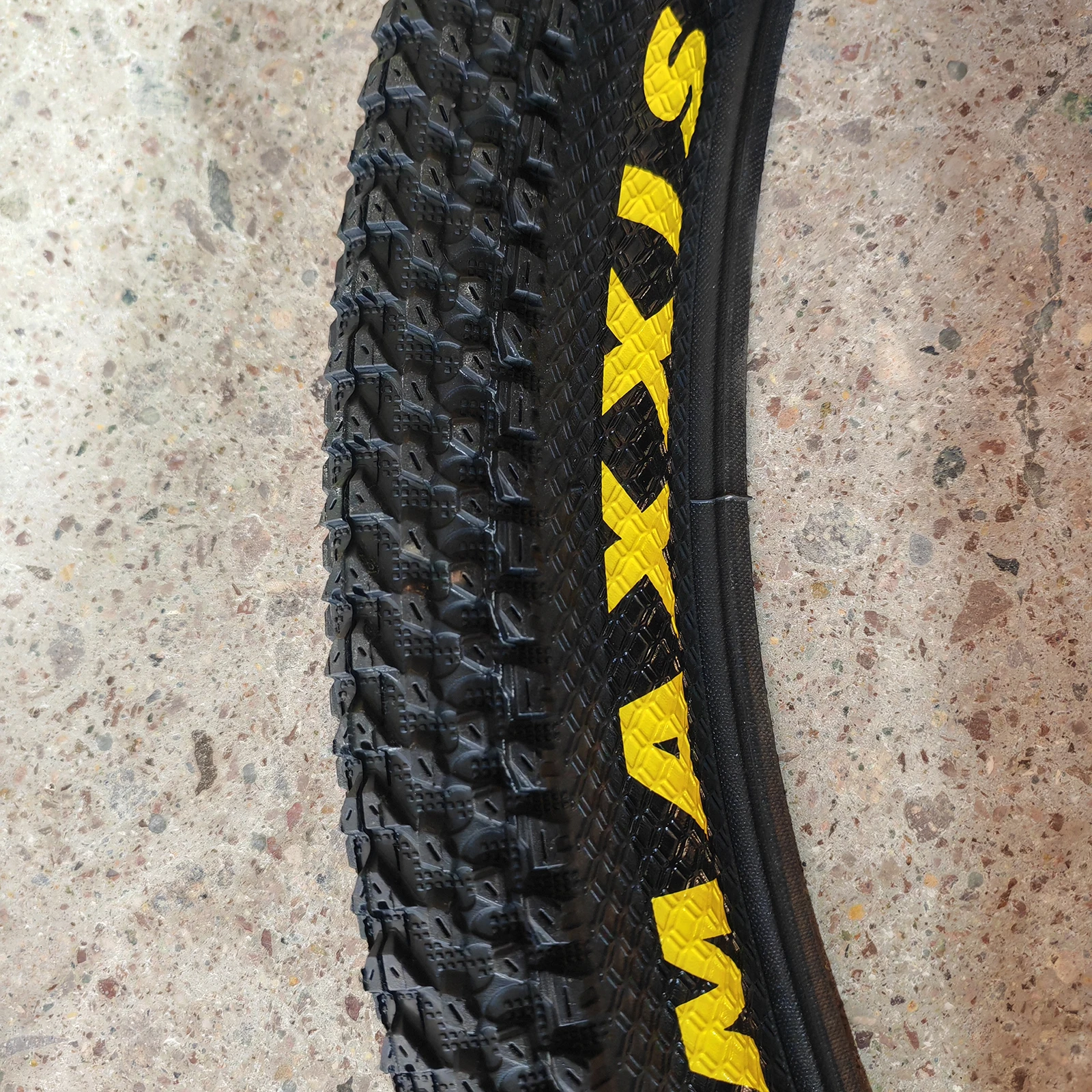 1 Stück MAXXIS 26 26*1.95/2.1 27.5*1.95/2.1 29*2.1 Fahrradreifen mit Stahldraht M366 M333 PACE Cross Country MTB Mountainbike Reifenteile – Detail 19