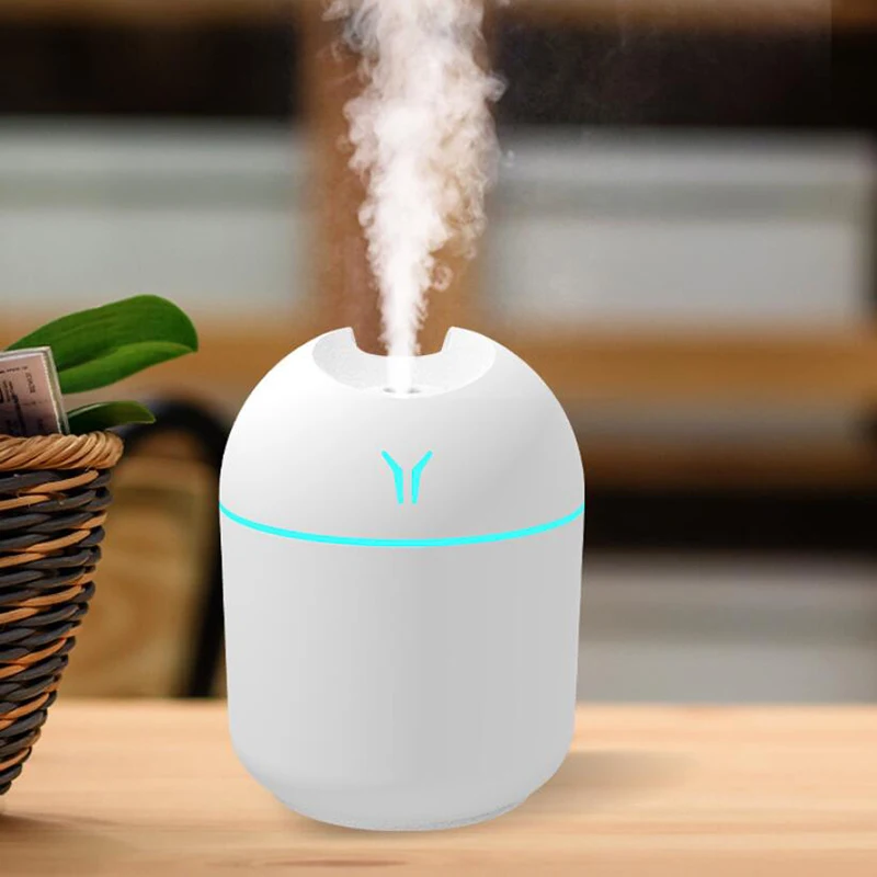 Mini humidificador de aire USB de 250ML, difusor de aceites esenciales aromáticos para el hogar y el coche, generador de niebla silencioso ultrasónico con lámpara LED de Color