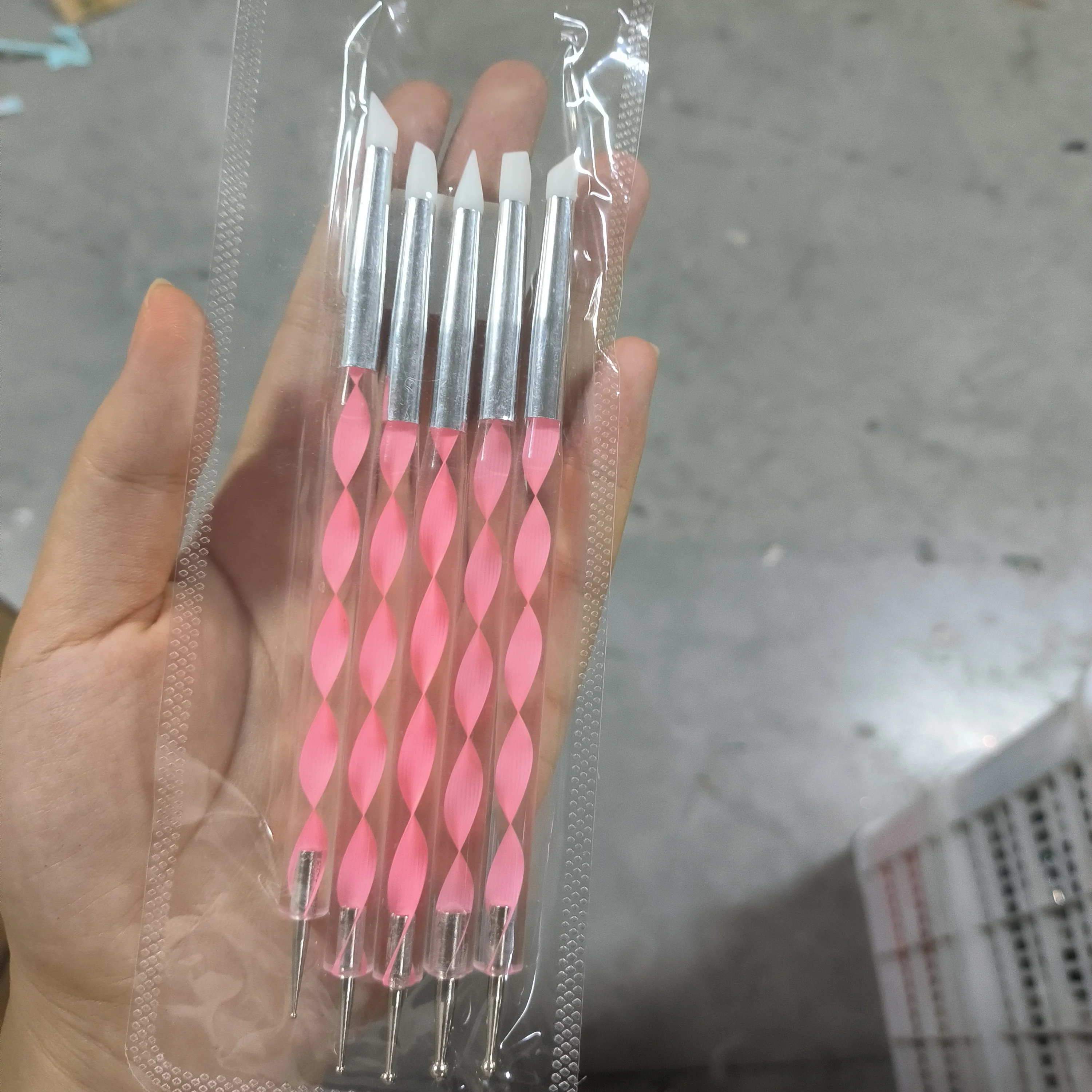 5 pz/set Double-Ended Intagliare e Unghie Che Punteggia Penna 2In1 Scultura In Silicone Pennello Del Fiore per UVGel Polacco Manicure Salone Pittura Penna