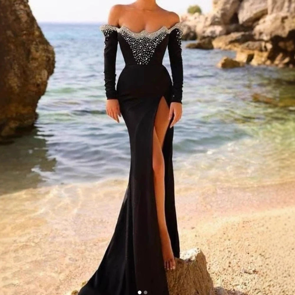 

Light luxury velvet bandage evening dress for women, long sleeves, bead necklace decoration, slim and high slit dress-GZXX841