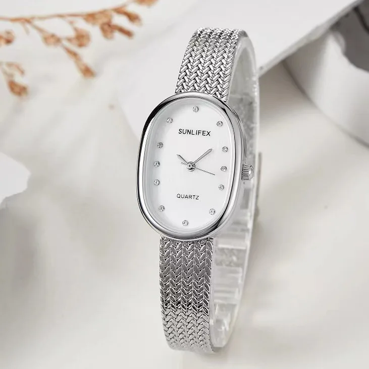 The new quartz women's watch is a popular model with a high-end goose egg-shaped oval dial