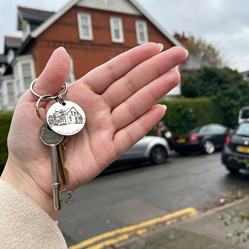 

Custom House Personal Photo Pendant Keychain Customizable Goodies Personalized Customized Stainless Steel New Home Souvenir Gift
