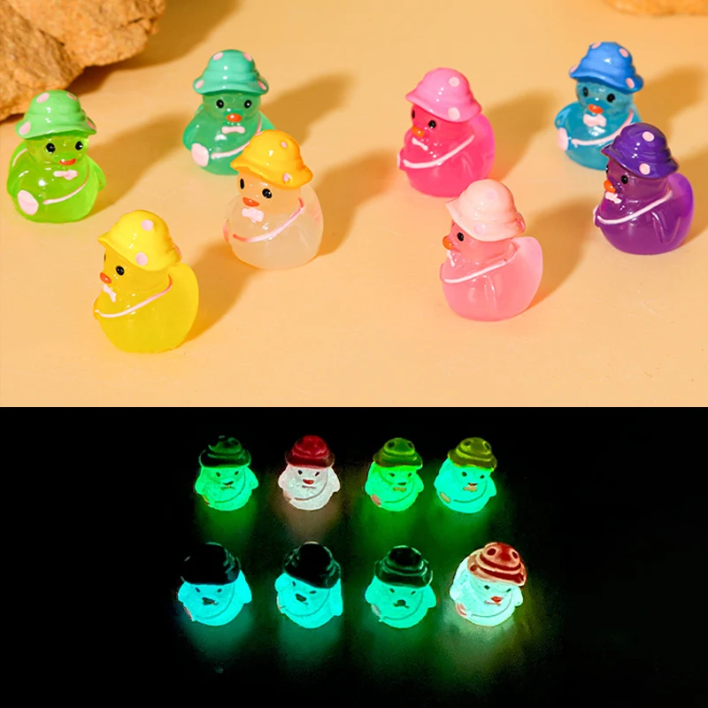 5Pcs Simulation Resin 3D Luminous Big Hat Backpack Ducks Dollhouse Scene Decor Accessories Pretend Play Toy Home Desktop Decor