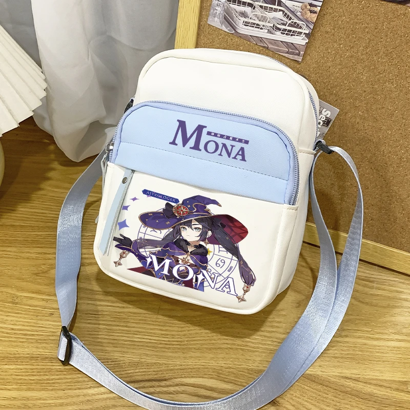 Anime 2025 juego GS Impact Cos Keqing Kazuha Mona Qiqi Kamisato Ayaka Unisex en Stock desplazamientos diarios bolso cruzado presente