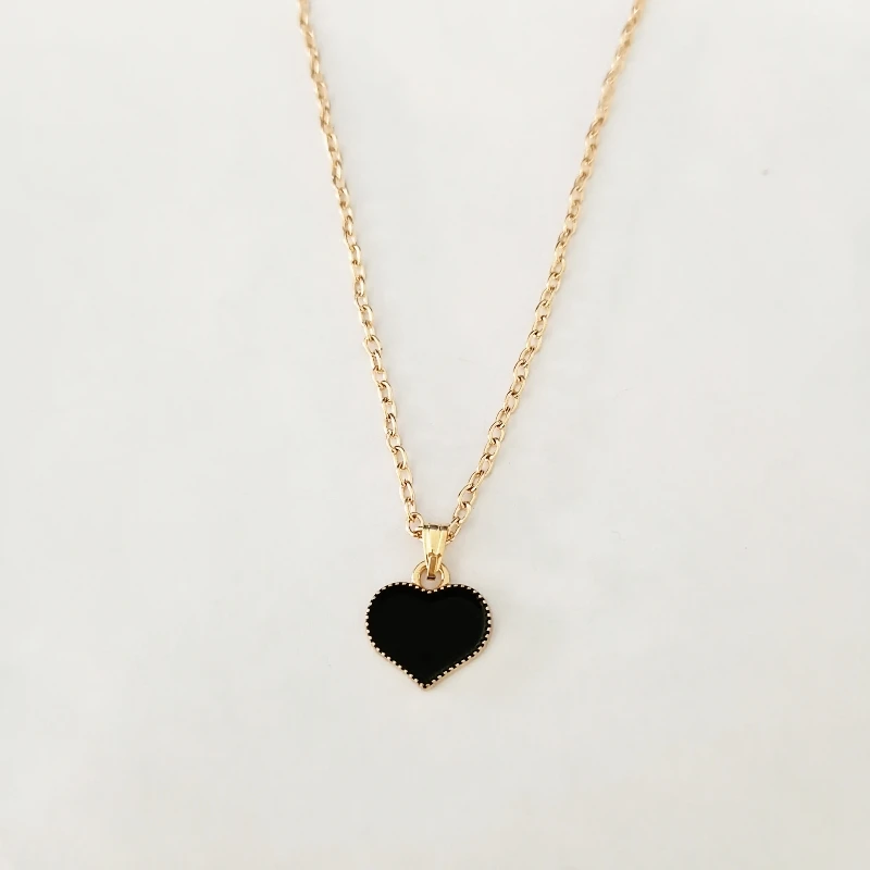 New Enamel Heart Pendants Necklaces for Women Black Red Love Drop Necklaces Gold Color Chain Necklaces Party Gifts collar