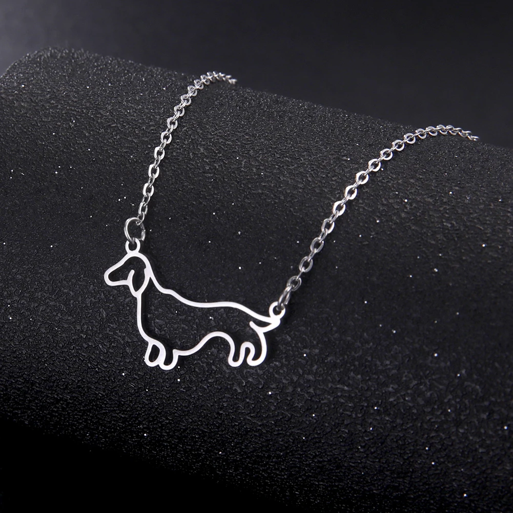 Lucktune Dachshund Dog Pendant Necklace for Women Stainless Steel Cute Pet Animal Chain Necklace Fashion Jewelry Birthday Gift