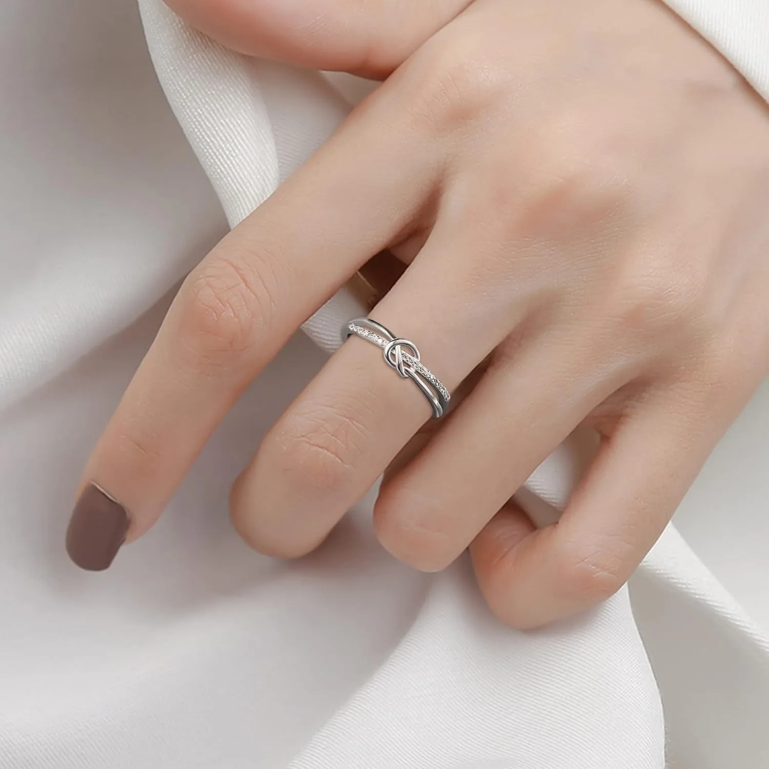 خاتم Fansilver من الفضة الإسترليني عيار 925 للنساء قابل للتعديل مكعب زركونيا خاتم عقدة الحب هدية لصداقة الزفاف