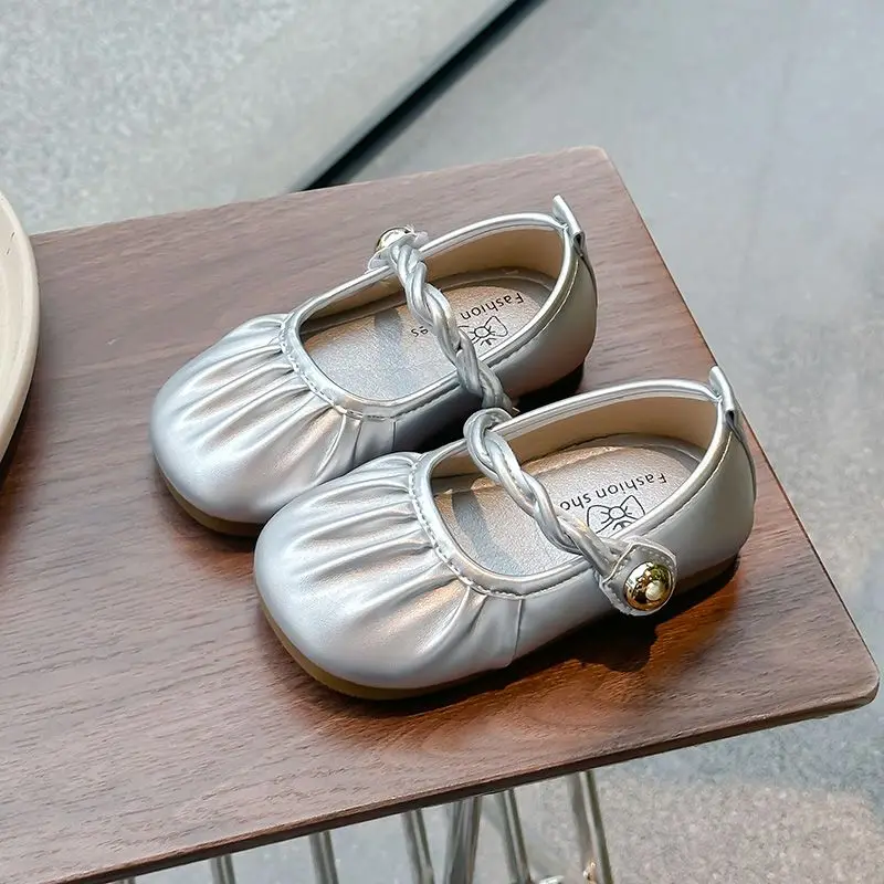 

Кожаная обувь для девочек, весна-осень 2026, новая удобная детская повседневная школьная обувь на мягкой подошве, повседневная одежда на плоской подошве
