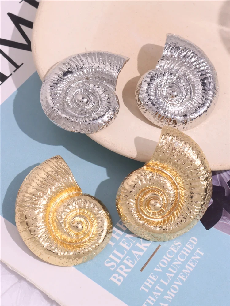 HUANQI Gold Color Big Sea Snail Earrings for Women Girls Earstuds Vintage Fashion Heavy Alloy Party Exaggerated Jewelry Gifts