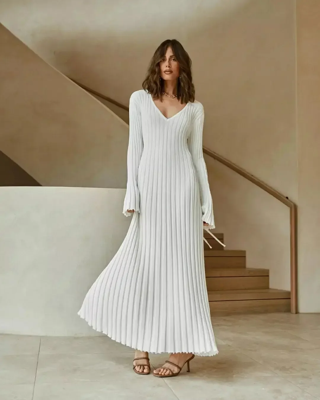 

Knitted Dress Women Long V Neck Dresses Female Solid Elegant Full Sleeve A-Line Dress Autumn Winter Ladies Ribbed Maxi Robe