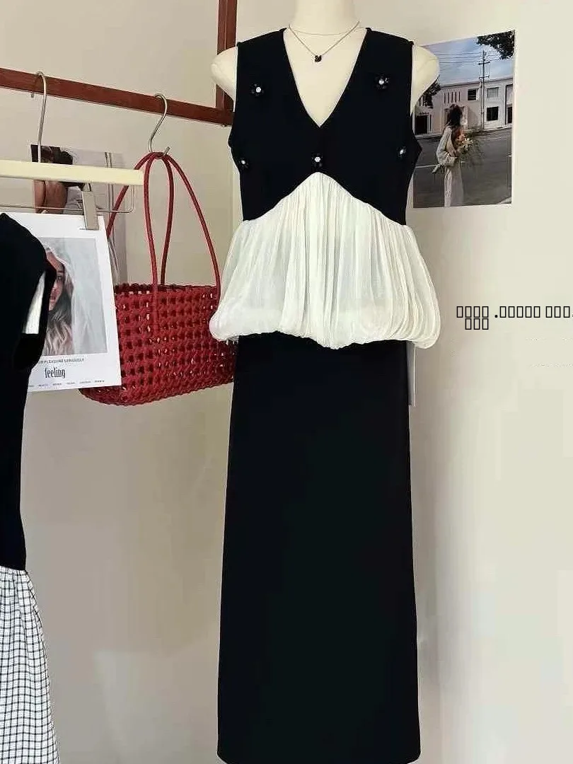 

Faionable Korean Sle Women's Summer Outfit High Waist Skirt And Top Set Pearl Embellied irt And Skirt Two Piece Set