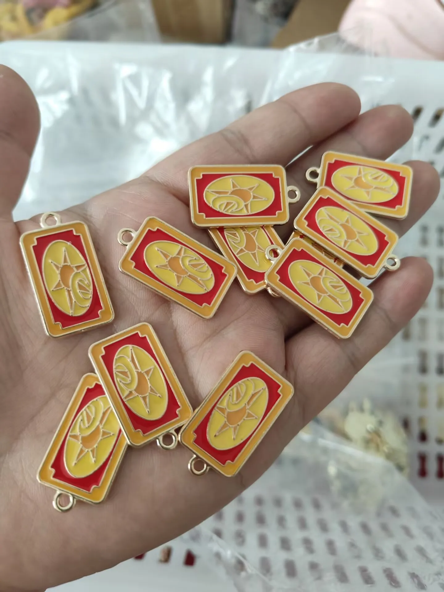 

10 pcs/lot Diy Accessories CERBERUS charms Cartoon Charms Trinkets Enamel Keychain Necklace Bracelet Pendants Handmade Jewelry