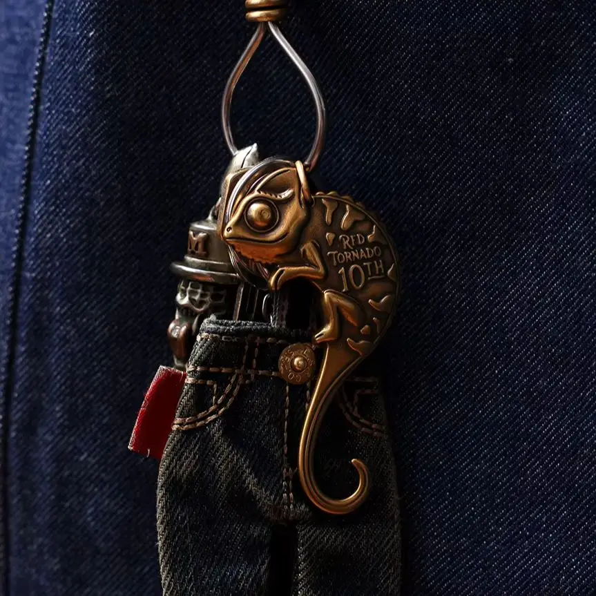 KJ-0001 Red Wind 10th Anniversary Limited Edition Solid Brass Chameleon Super Heavyweight Denim Auxiliary Buckle Copper Pendant